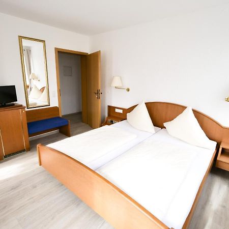 Hotel Adler Zimmern ob Rottweil Exterior foto